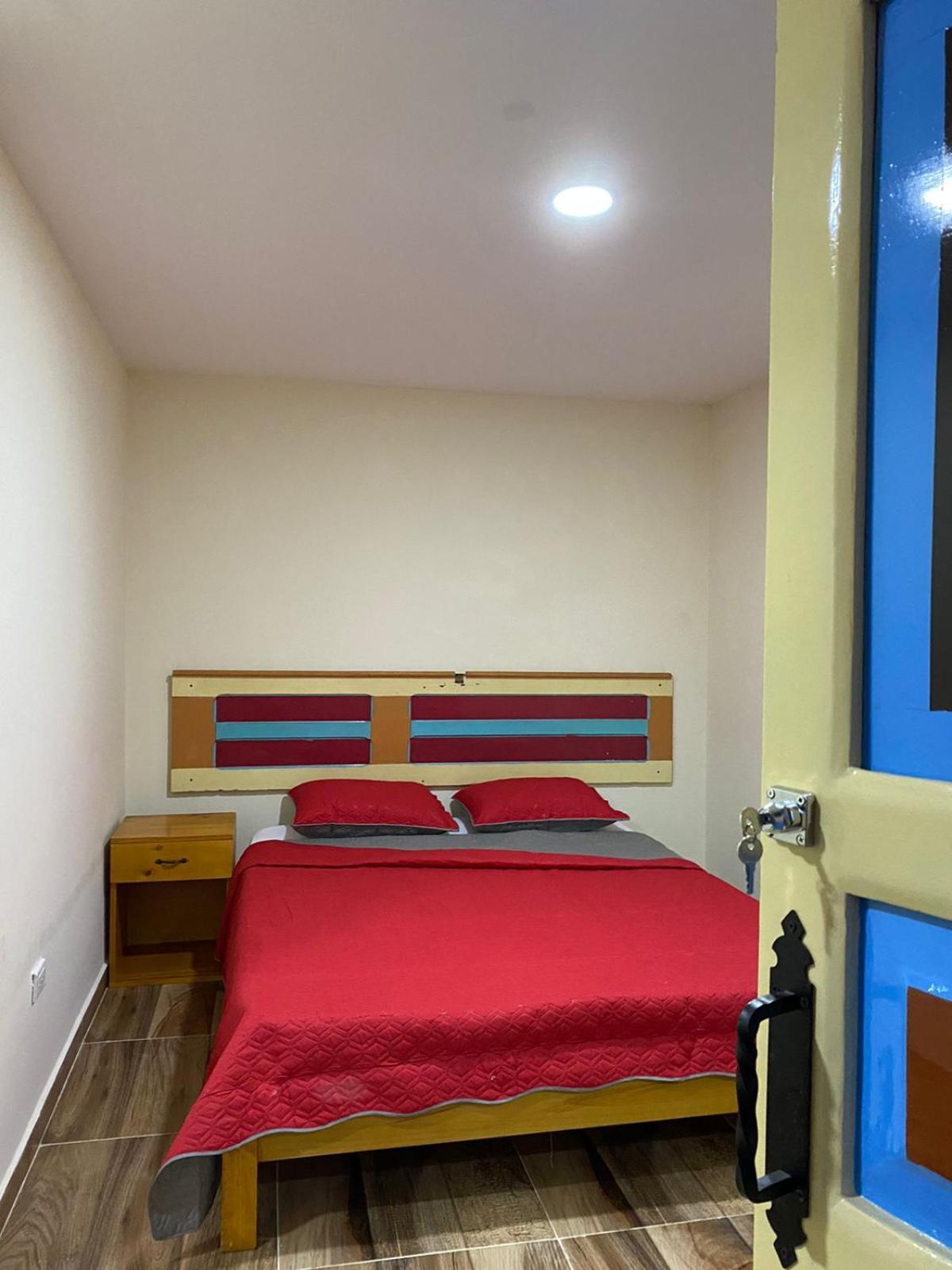 Hostal Don Jose ซานตาโรซา เดกาบัล ภายนอก รูปภาพ